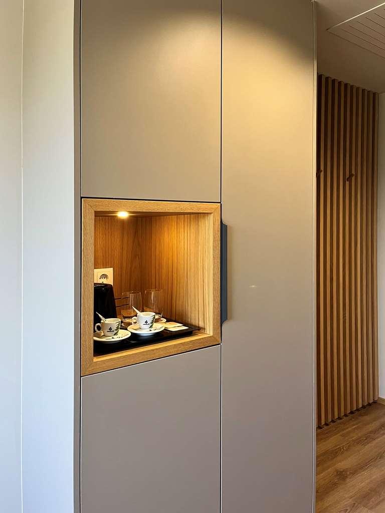 Room Select Porto Bilik gambar